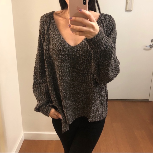 Sweaters - Uneven Hem Soft Fuzzy Sweater